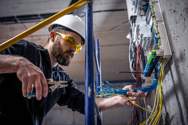 Best Circuit Breaker Repair  in Creve Coeur, IL